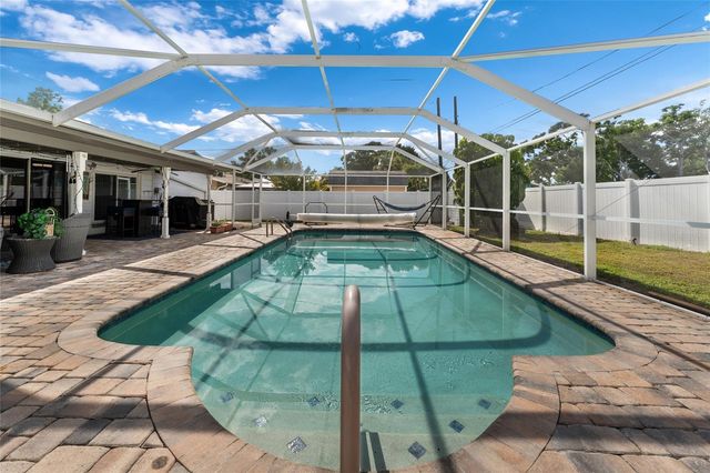 4533 20TH AVENUE N, St Petersburg, FL 33713