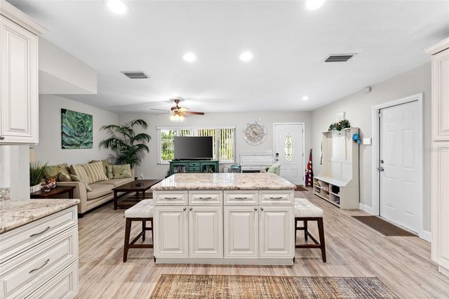 4533 20TH AVENUE N, St Petersburg, FL 33713