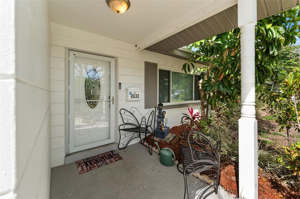 4533 20TH AVENUE N, St Petersburg, FL 33713