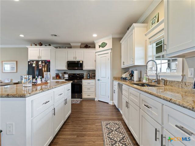 213 Porpoise Drive, Palacios, TX 77465
