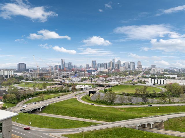 2115 Yeaman Pl Apt 518, Nashville, TN 37206