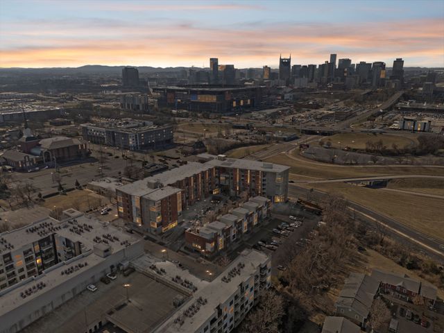 2115 Yeaman Pl Apt 518, Nashville, TN 37206