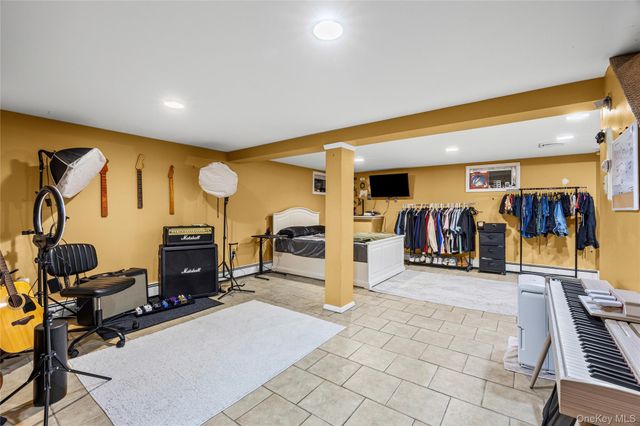 2906 Lawrence Drive, Wantagh, NY 11793