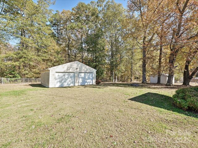 117 Sunset Lane, Bessemer City, NC 28016