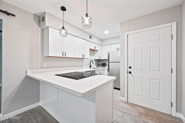 3131 W Cochise Drive Unit 156, Phoenix, AZ 85051