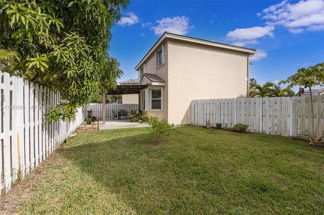 2436 SW 162nd Ter, Miramar, FL 33027