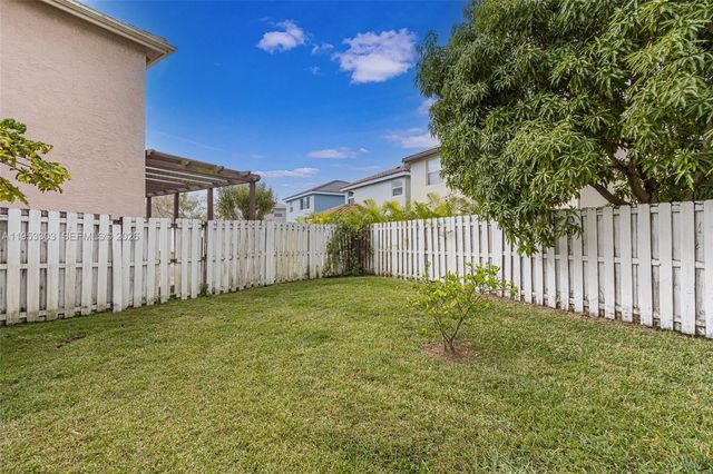 2436 SW 162nd Ter, Miramar, FL 33027