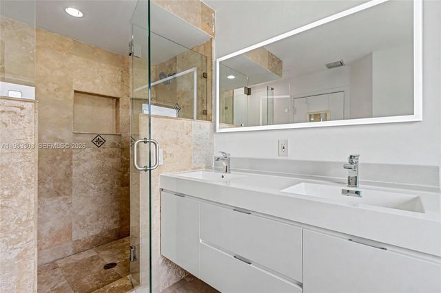 2436 SW 162nd Ter, Miramar, FL 33027