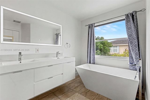 2436 SW 162nd Ter, Miramar, FL 33027