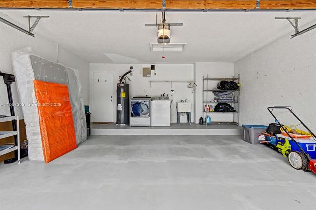 2436 SW 162nd Ter, Miramar, FL 33027