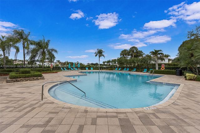 2436 SW 162nd Ter, Miramar, FL 33027