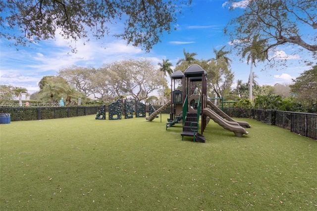 2436 SW 162nd Ter, Miramar, FL 33027