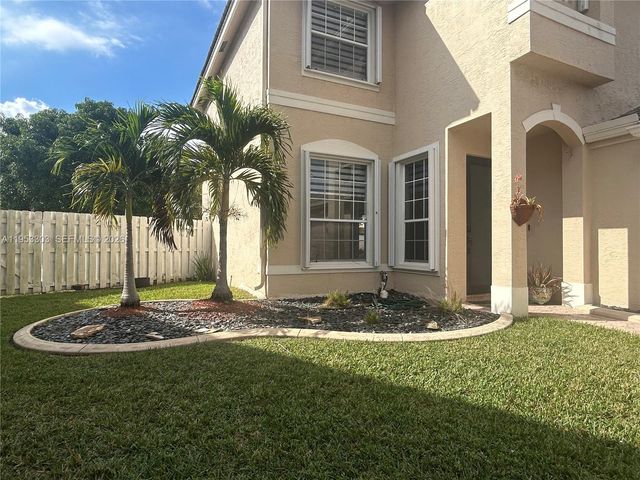 2436 SW 162nd Ter, Miramar, FL 33027