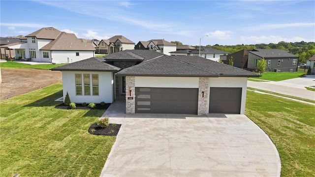 9001 N Clarion Avenue, Kansas City, MO 64153