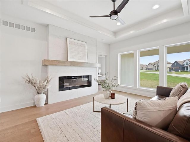 9001 N Clarion Avenue, Kansas City, MO 64153