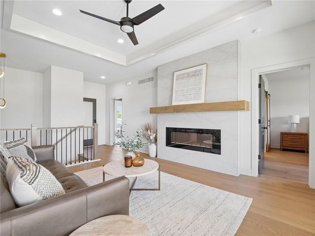 9001 N Clarion Avenue, Kansas City, MO 64153