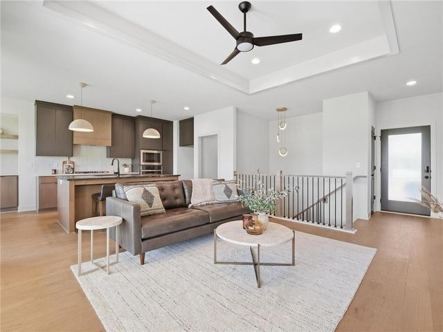 9001 N Clarion Avenue, Kansas City, MO 64153