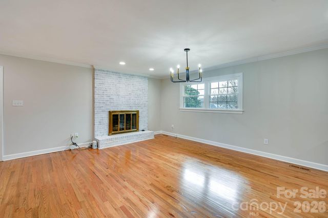 110 Scottsmoor Drive, Charlotte, NC 28214