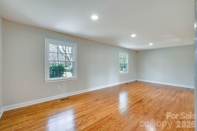 110 Scottsmoor Drive, Charlotte, NC 28214