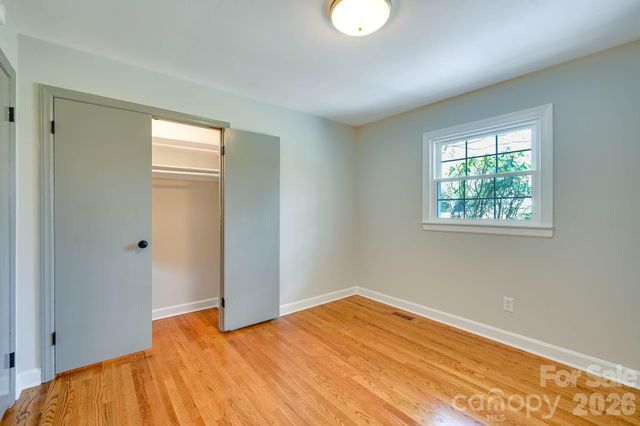 110 Scottsmoor Drive, Charlotte, NC 28214