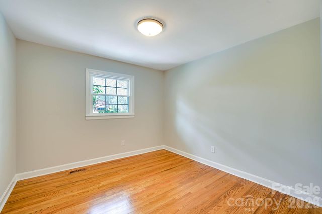 110 Scottsmoor Drive, Charlotte, NC 28214