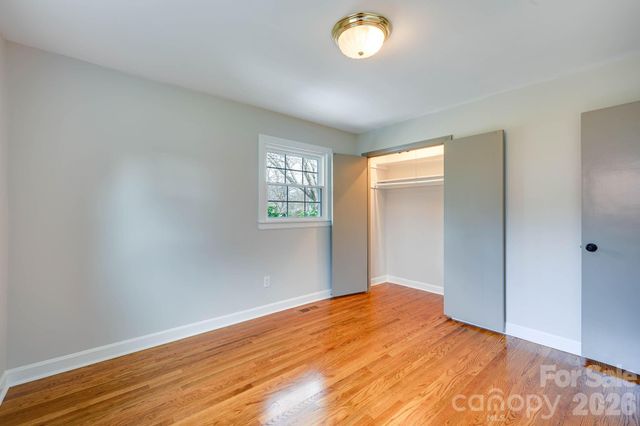 110 Scottsmoor Drive, Charlotte, NC 28214