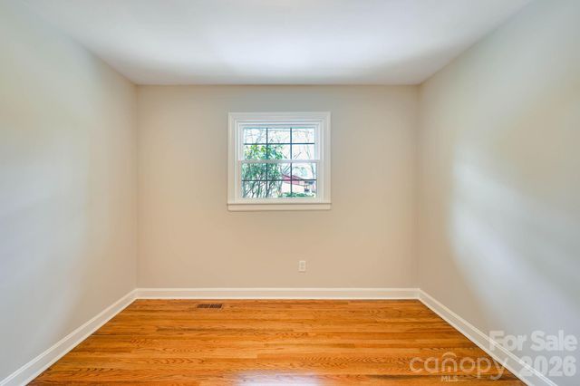 110 Scottsmoor Drive, Charlotte, NC 28214