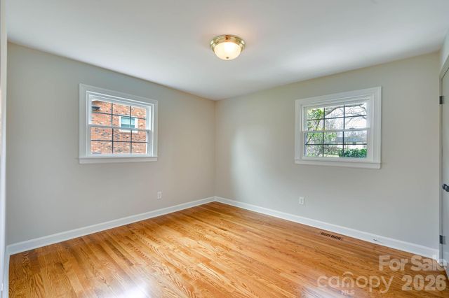 110 Scottsmoor Drive, Charlotte, NC 28214