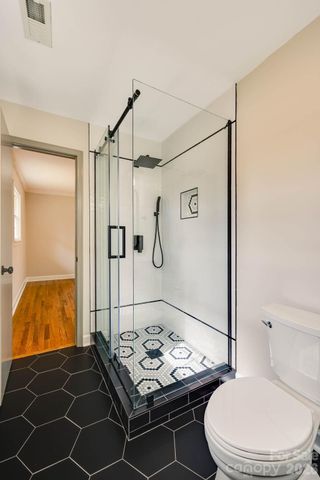 110 Scottsmoor Drive, Charlotte, NC 28214