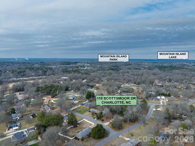 110 Scottsmoor Drive, Charlotte, NC 28214