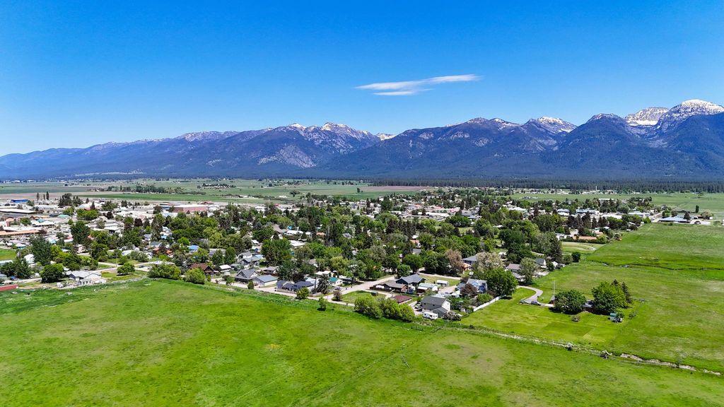 719 1/2 5th Avenue SW, Ronan, MT 59864 photo 4