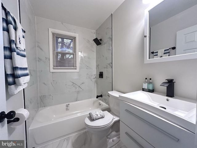 2503 EASTON ST, Temple Hills, MD 20748