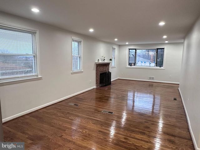 2503 EASTON ST, Temple Hills, MD 20748