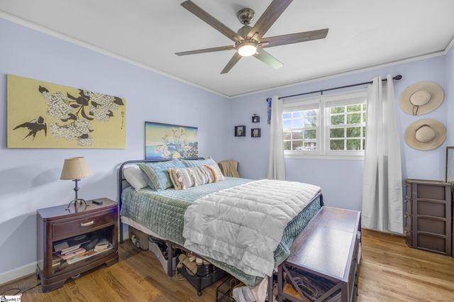 711 Confederate Circle, Taylors, SC 29687