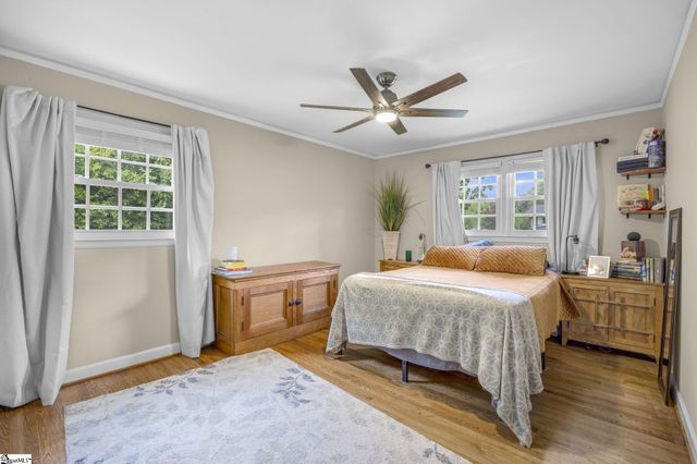 711 Confederate Circle, Taylors, SC 29687