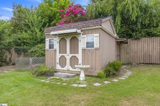 711 Confederate Circle, Taylors, SC 29687