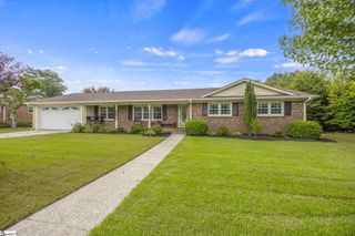 711 Confederate Circle, Taylors, SC 29687