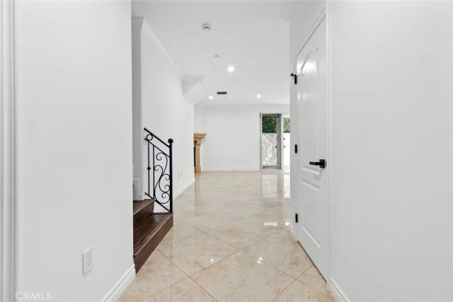 333 Milford Street 105, Glendale, CA 91203