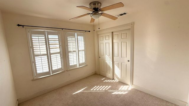 1416 San Rafael St, Los Banos, CA 93635