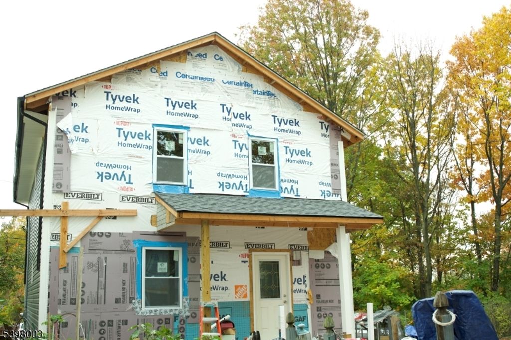 39 Wolcott Ter, Newark City, NJ 07112 — photo 2