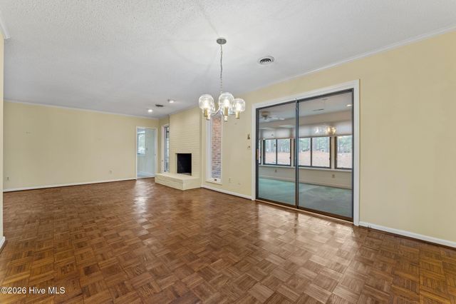 534 Sandalwood Drive, Southern Pines, NC 28387