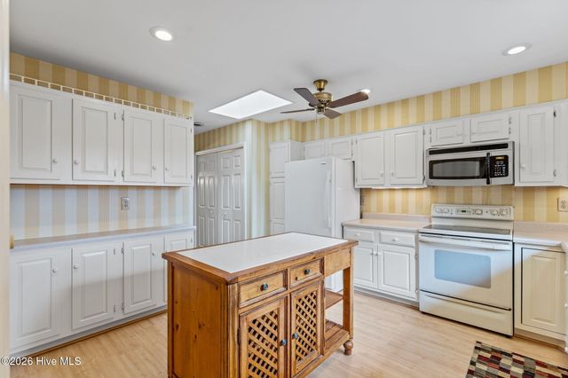 534 Sandalwood Drive, Southern Pines, NC 28387