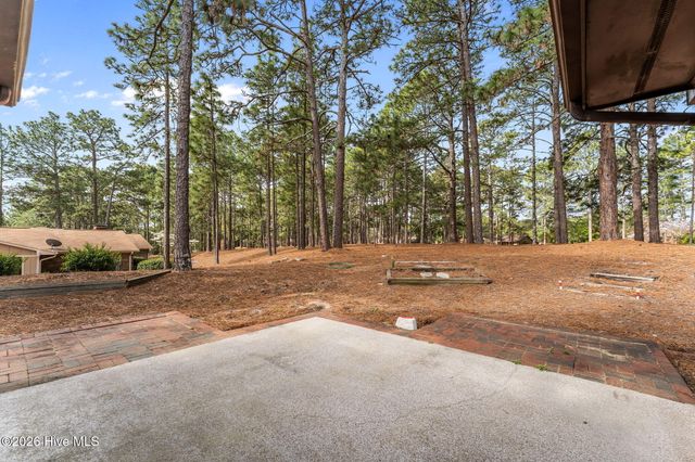 534 Sandalwood Drive, Southern Pines, NC 28387