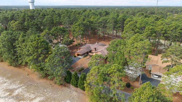 534 Sandalwood Drive, Southern Pines, NC 28387