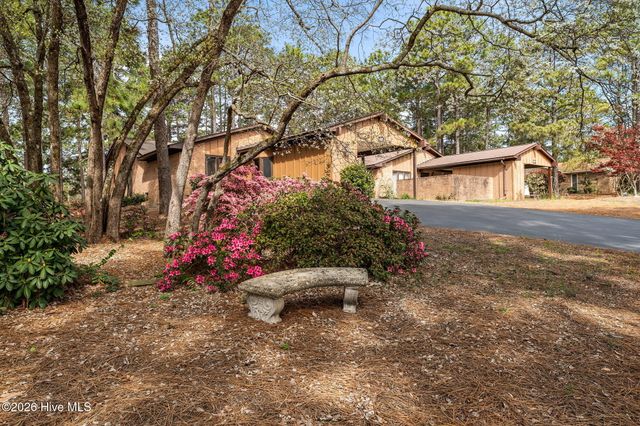 534 Sandalwood Drive, Southern Pines, NC 28387