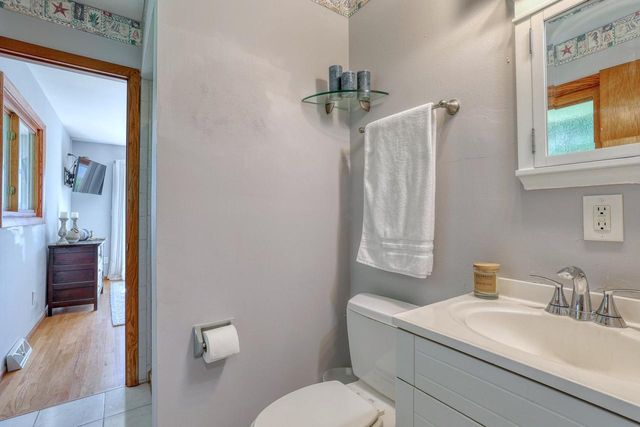 2818 Peninsula AVENUE, Delafield, WI 53018