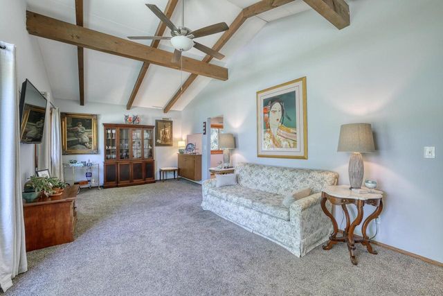 2818 Peninsula AVENUE, Delafield, WI 53018