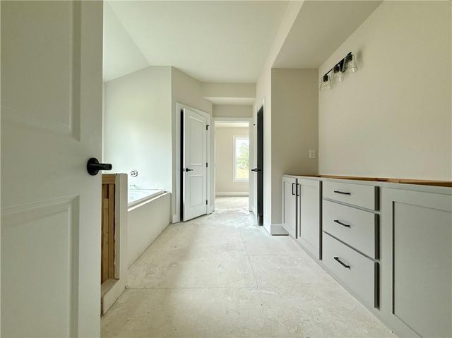 4240 Shirebrook Trail, Hoschton, GA 30548
