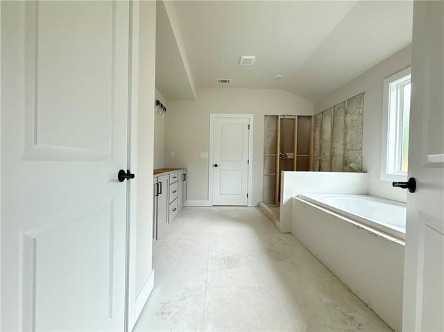 4240 Shirebrook Trail, Hoschton, GA 30548