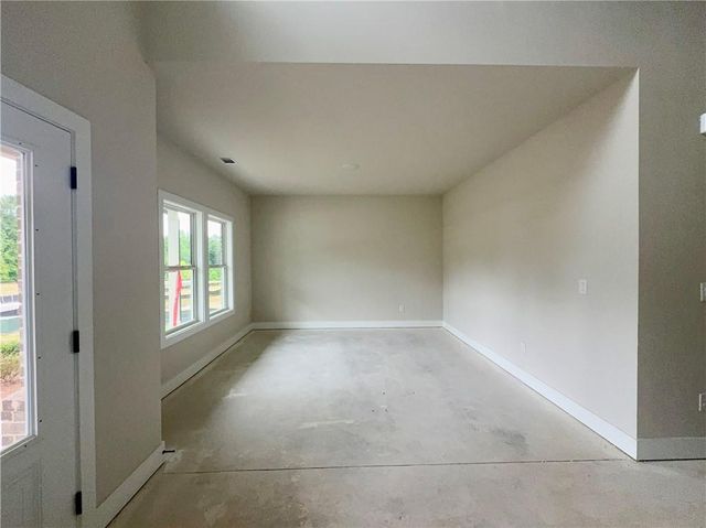 4240 Shirebrook Trail, Hoschton, GA 30548